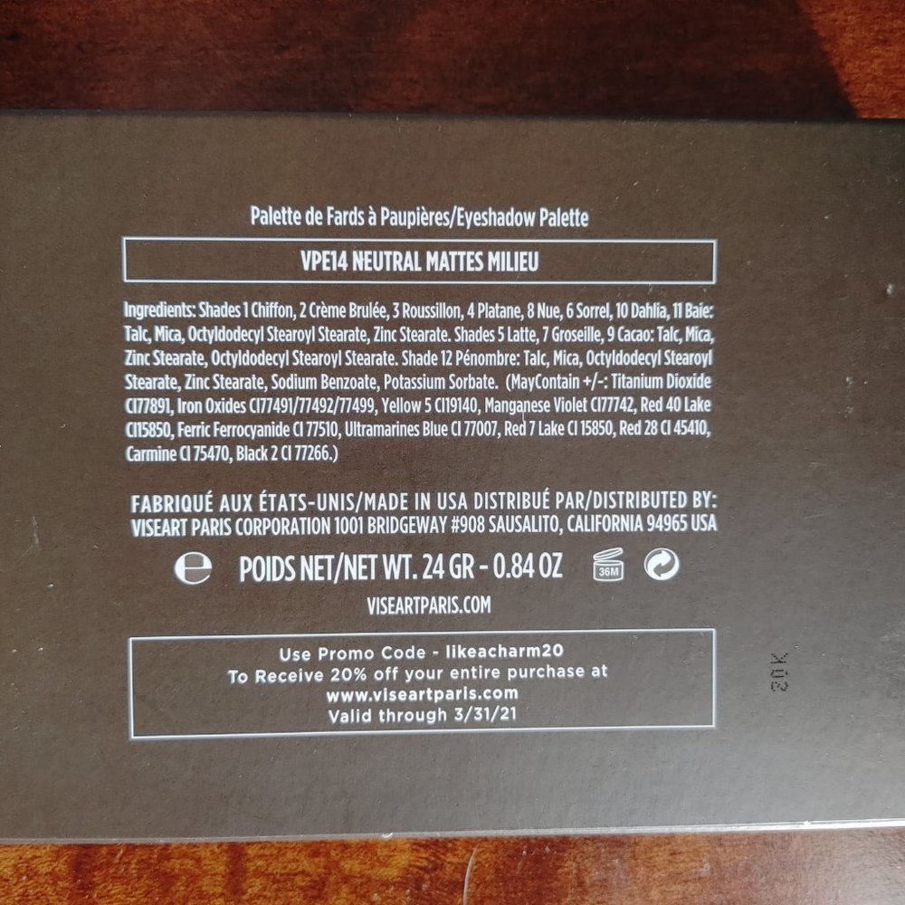VISEART 14 Neutral Mattes: Milieu SlimPro Eyeshadow Palette - Picture 4 of 5